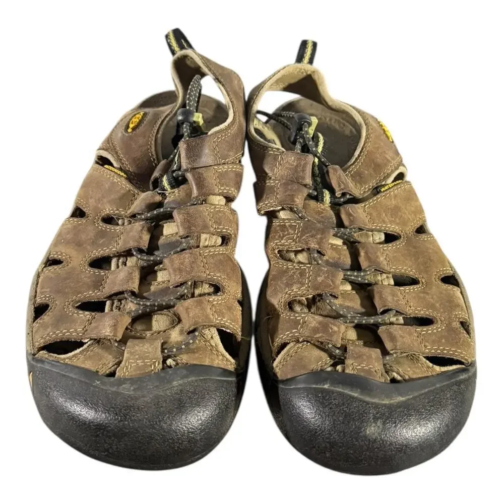 KEEN Newport Leather Sandals Mens Size 10.5 Brown Closed Toe Hiking Outdoor